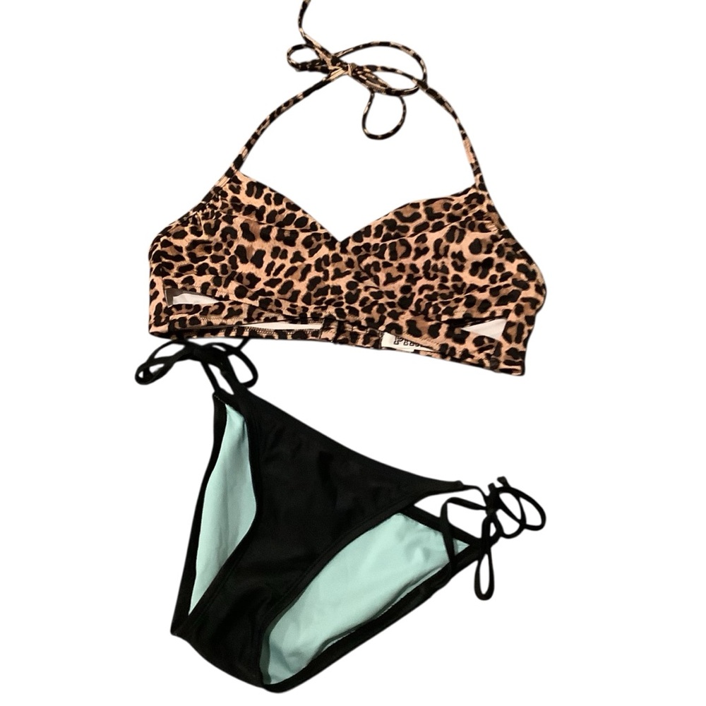Victoria’s Secret PINK Leopard Top & Xhilaration String Bikini Bottoms.
